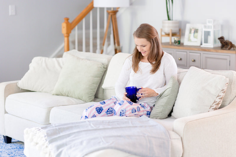 GREY POM POM BLANKET